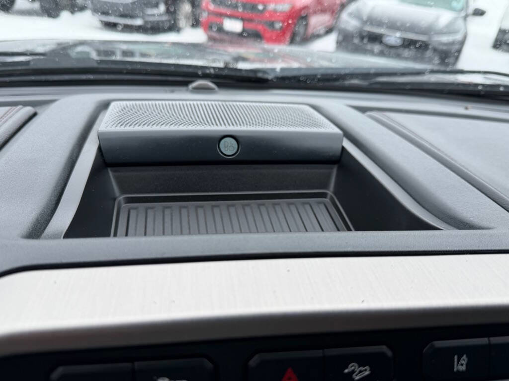 Used 2022 Ford F450 Platinum w/ FX4 Off-Road Package image 31