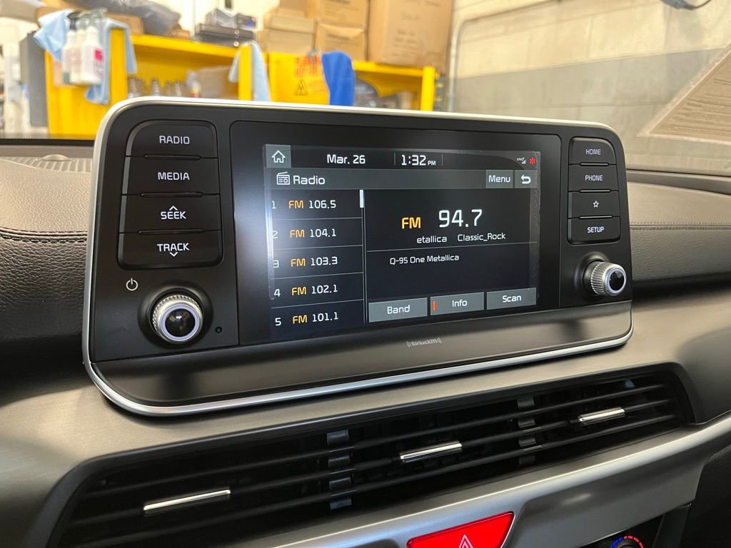 Used 2020 Kia Telluride LX image 20