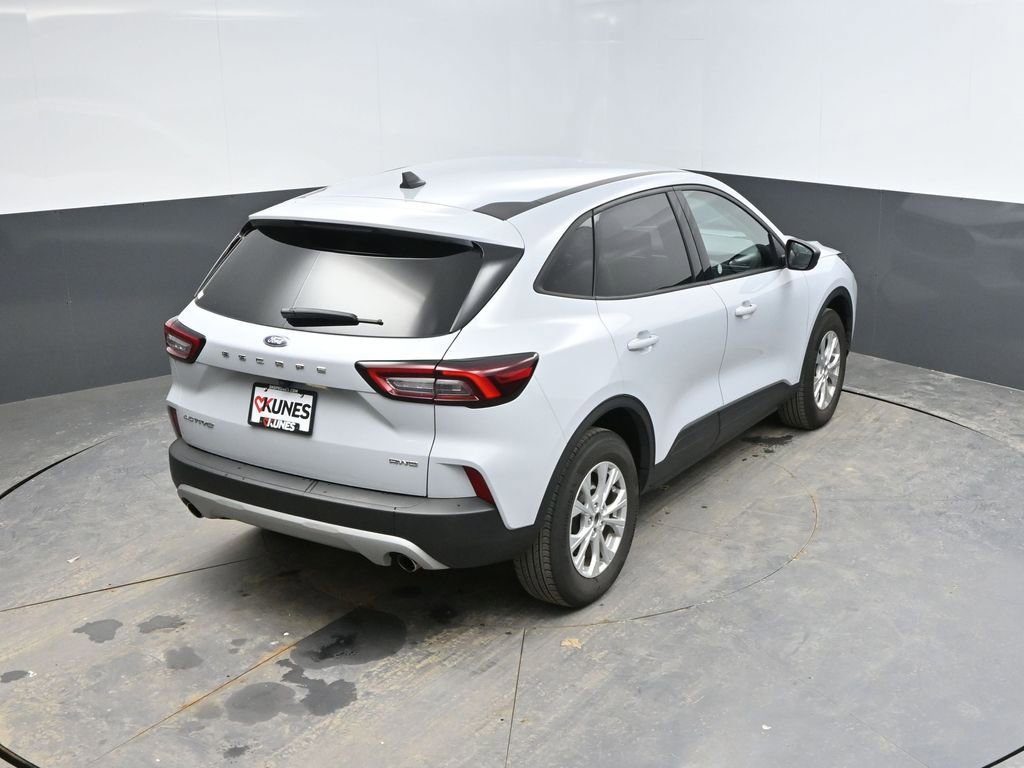 Used 2025 Ford Escape Active image 27