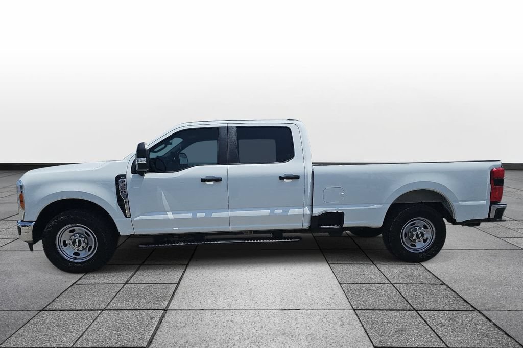 Used 2023 Ford F350 XL w/ 360-Degree Camera Package RWD image 8