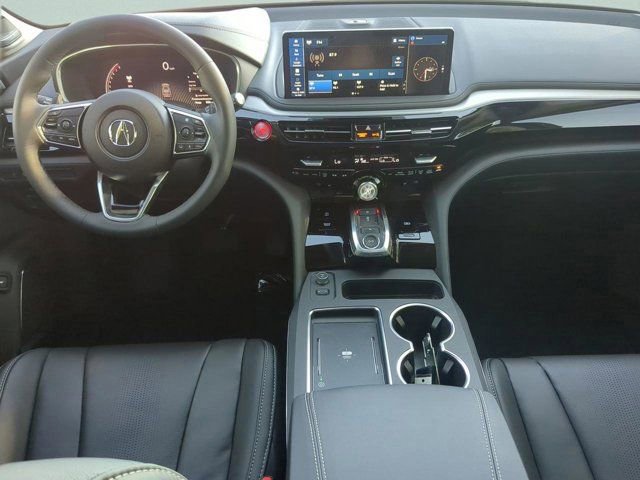 Used 2025 Acura MDX FWD w/ Technology Package image 13