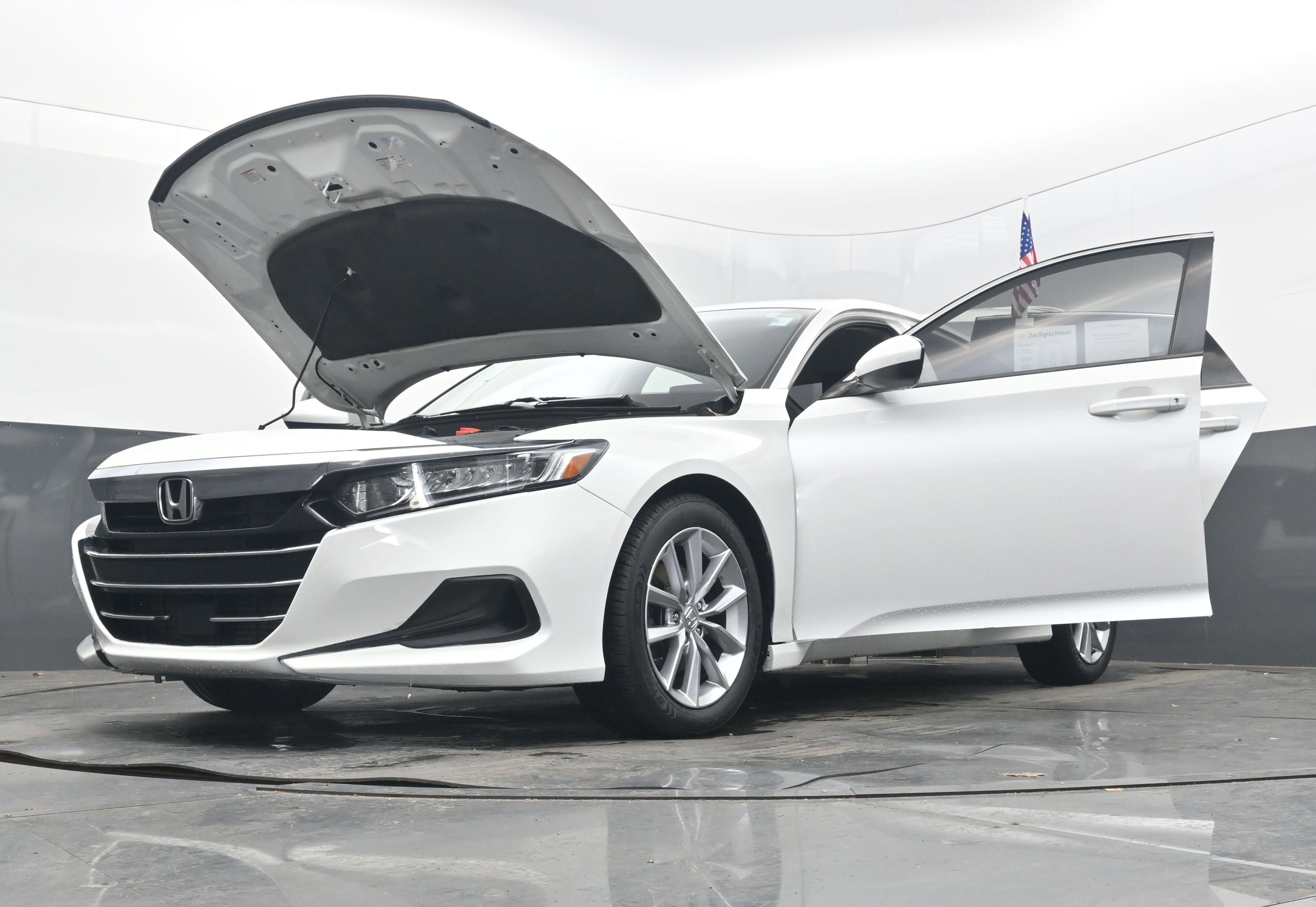 Used 2021 Honda Accord LX image 40