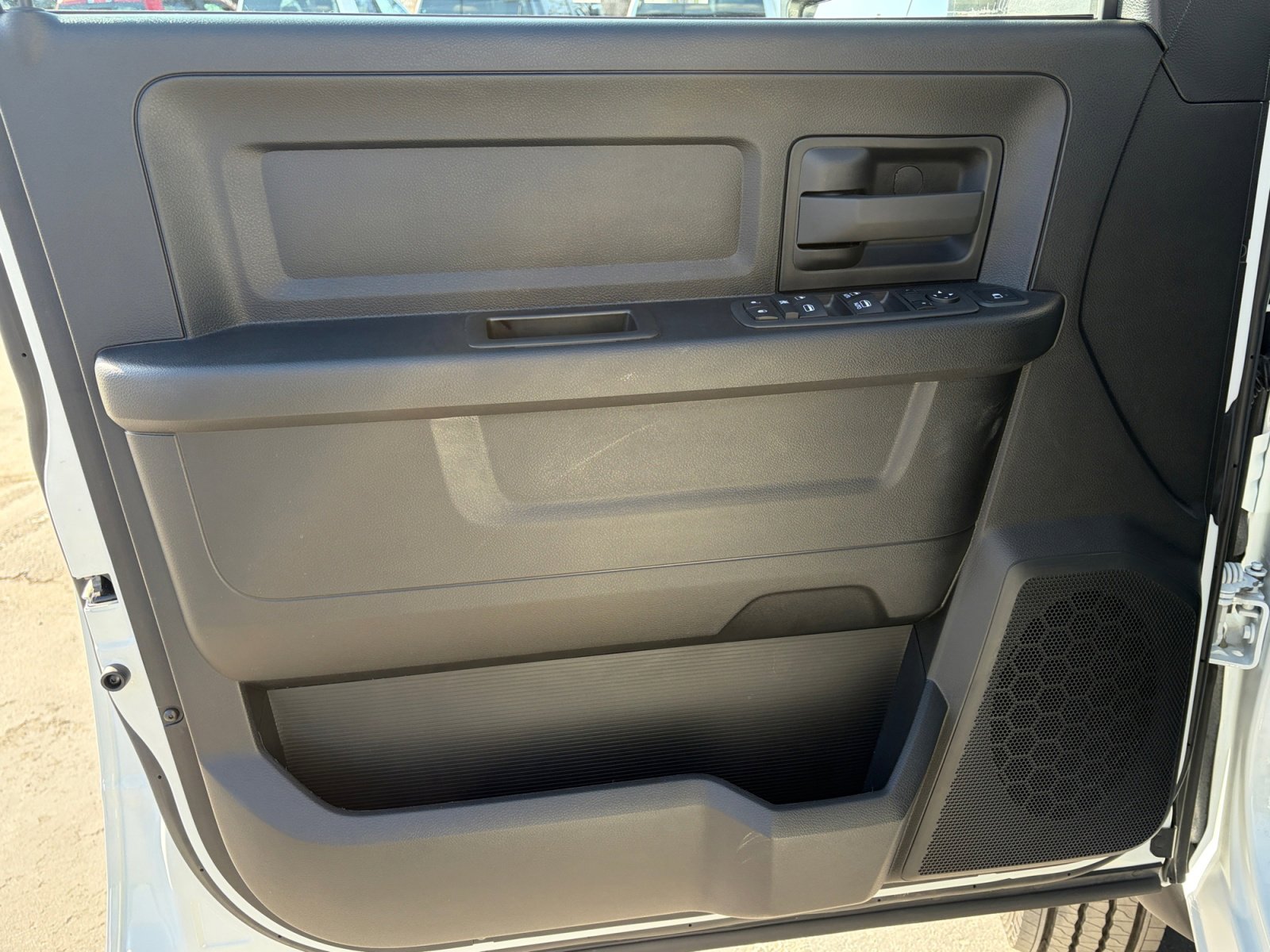 Used 2024 RAM 5500 Tradesman w/ Chrome Appearance Group image 14