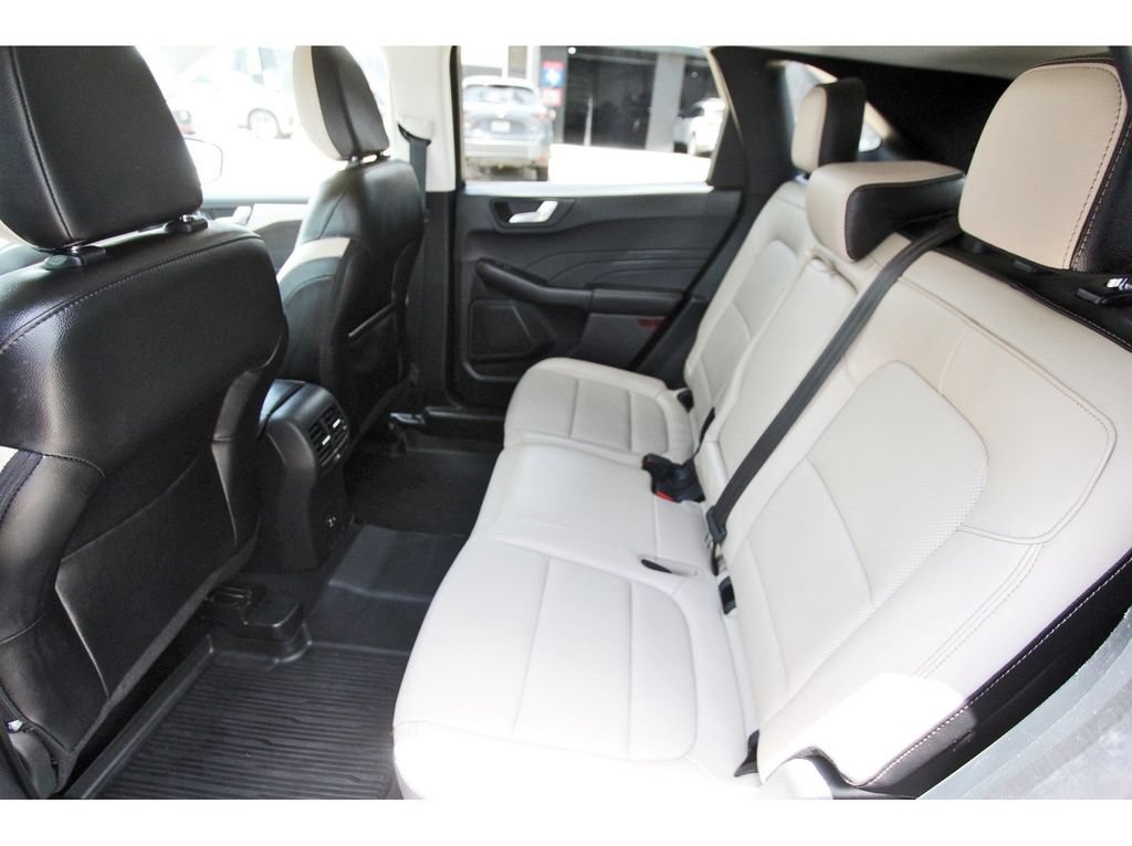 Used 2022 Ford Escape SEL FWD image 12