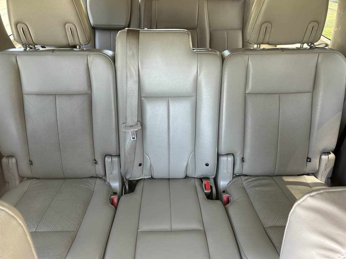 Used 2011 Ford Expedition EL Limited w/ 301A Rapid Spec Order Code image 25