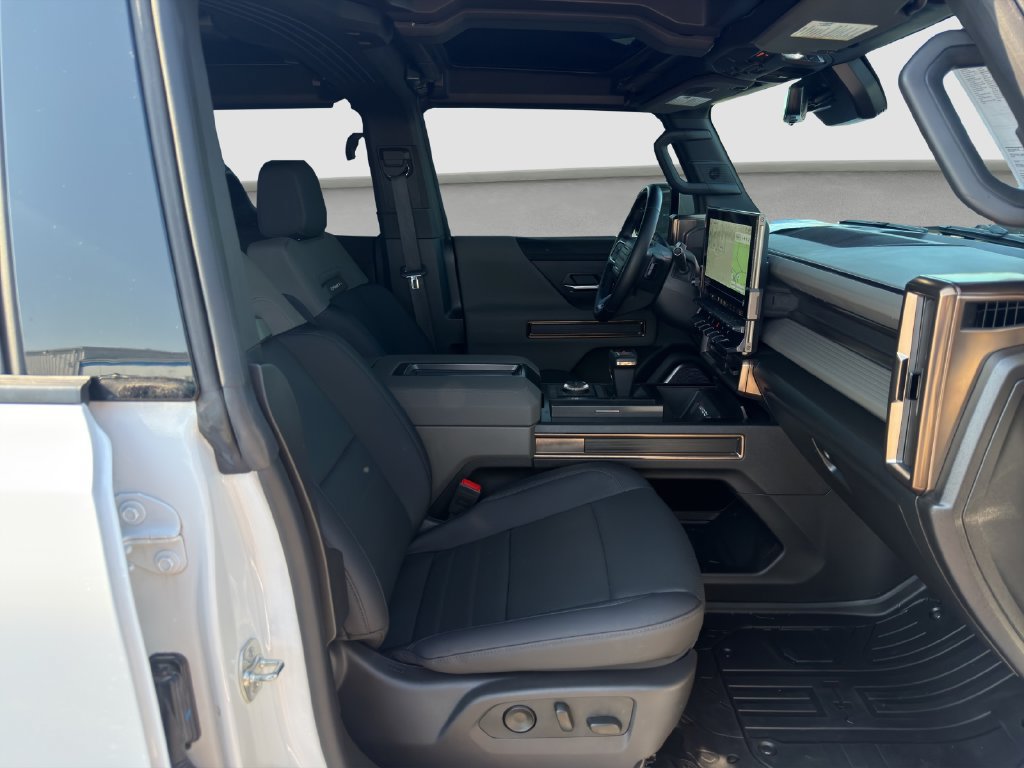 Used 2025 GMC Hummer EV 2X AWD/4WD image 18