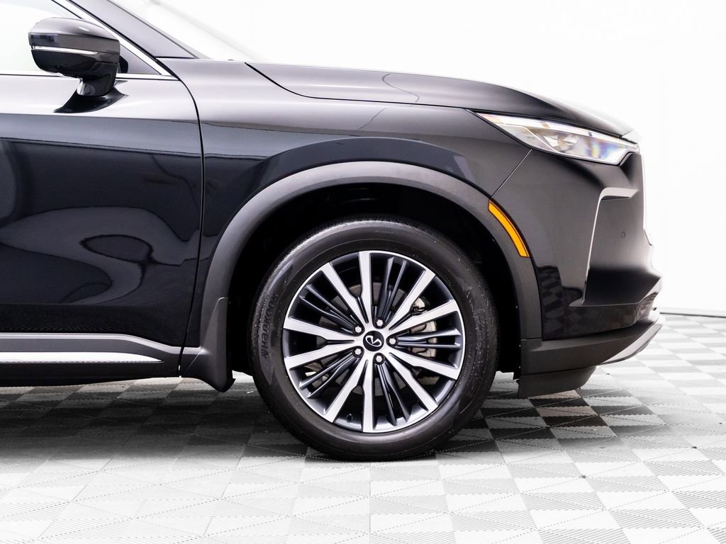 Used 2023 INFINITI QX60 Sensory w/ Cargo Package AWD/4WD image 37