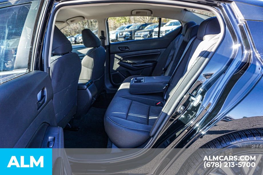 Used 2024 Nissan Altima 2.5 SV image 21