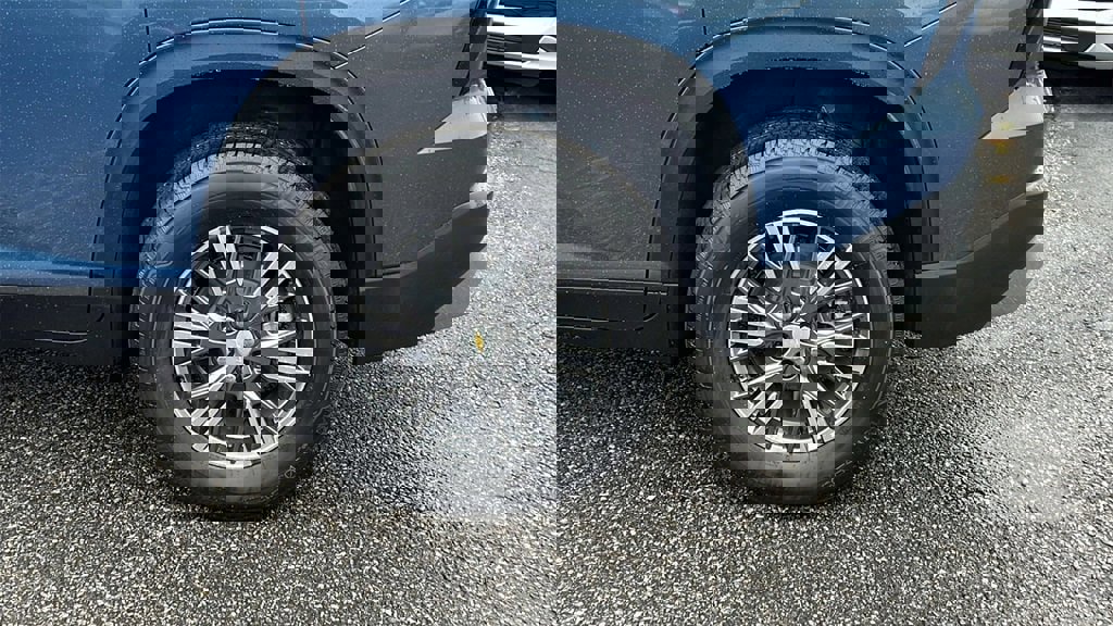 New 2026 Chevrolet Traverse LT image 9