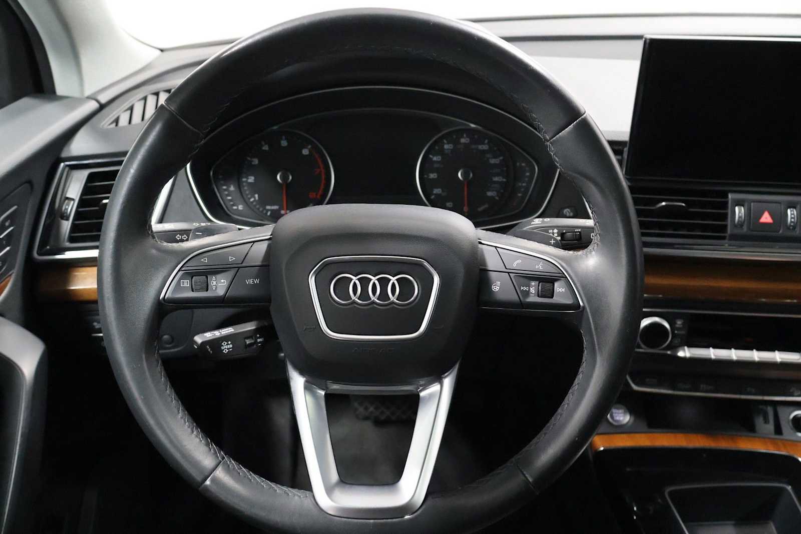 Used 2023 Audi Q5 2.0T Premium w/ Convenience Package AWD/4WD image 22