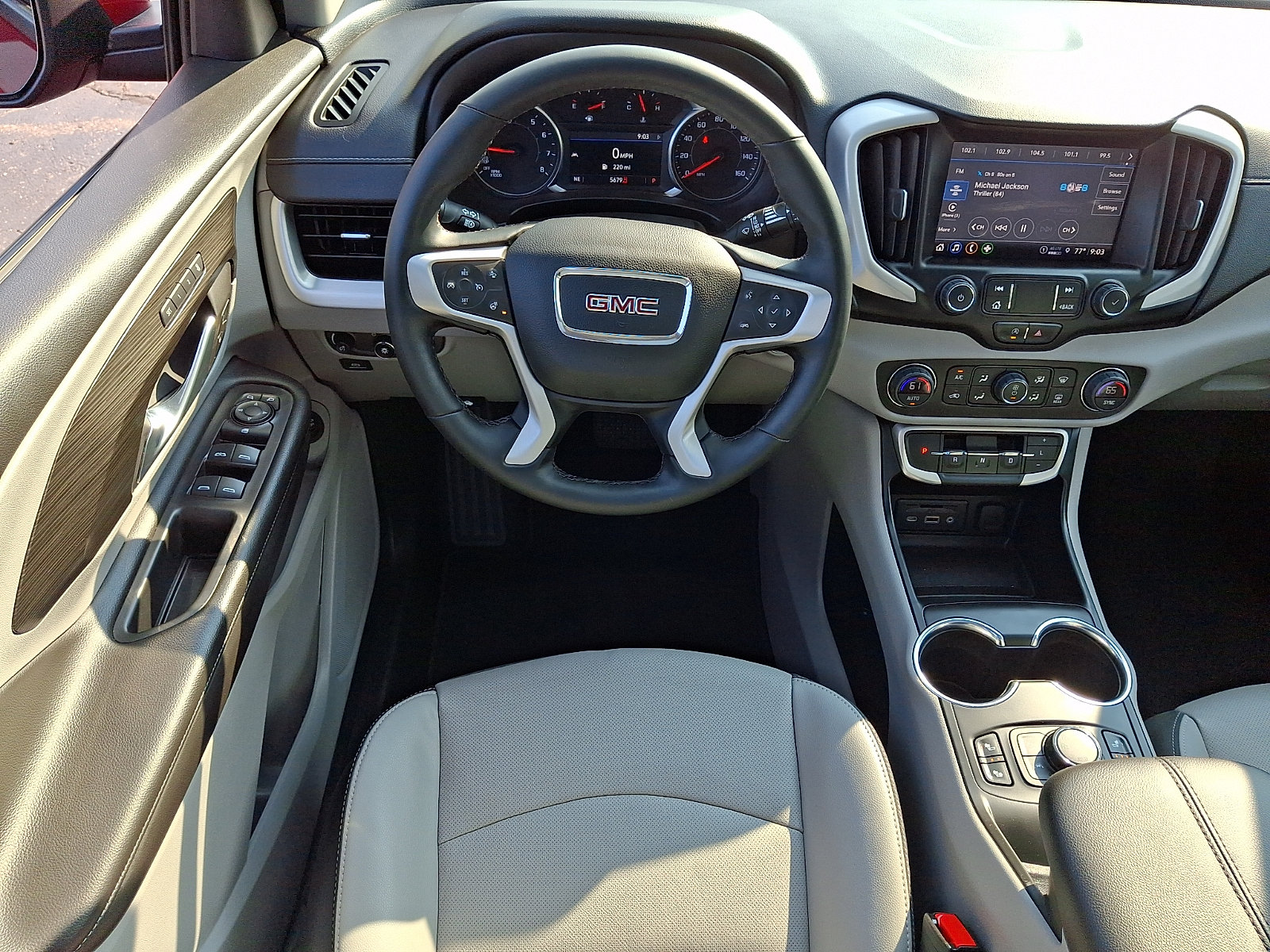 Used 2023 GMC Terrain SLT AWD/4WD image 12