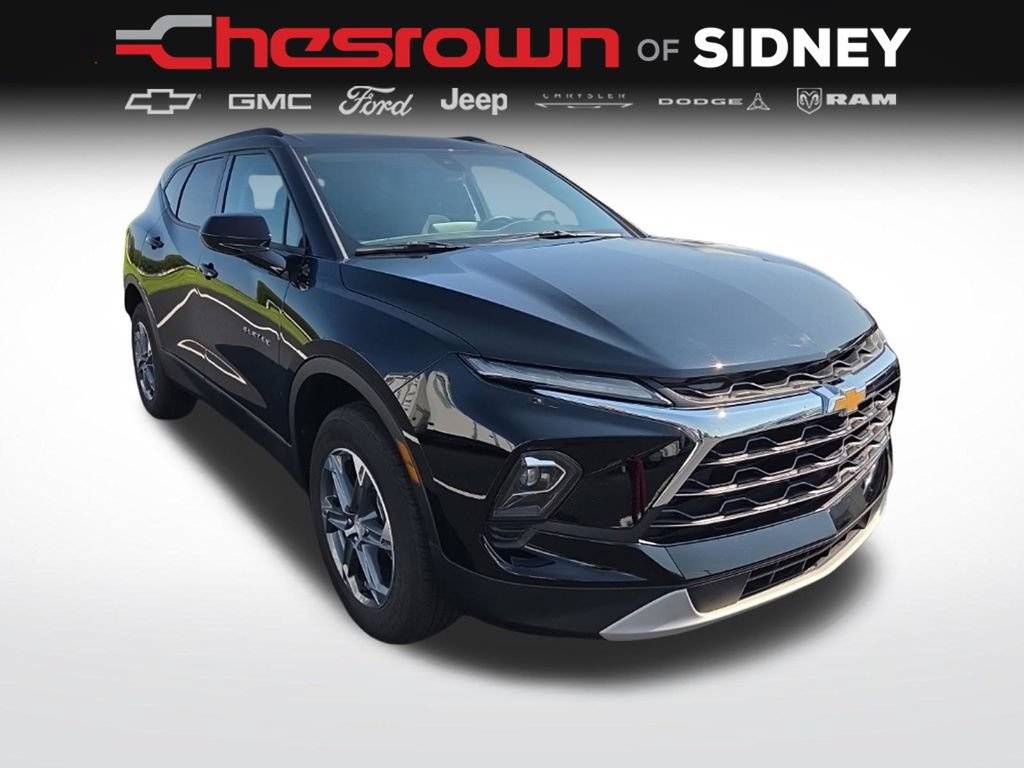 Used 2024 Chevrolet Blazer LT w/ Convenience Package FWD image 3
