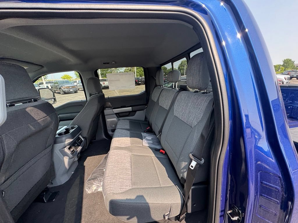 New 2026 Ford F350 XLT w/ XLT Premium Package AWD/4WD image 13