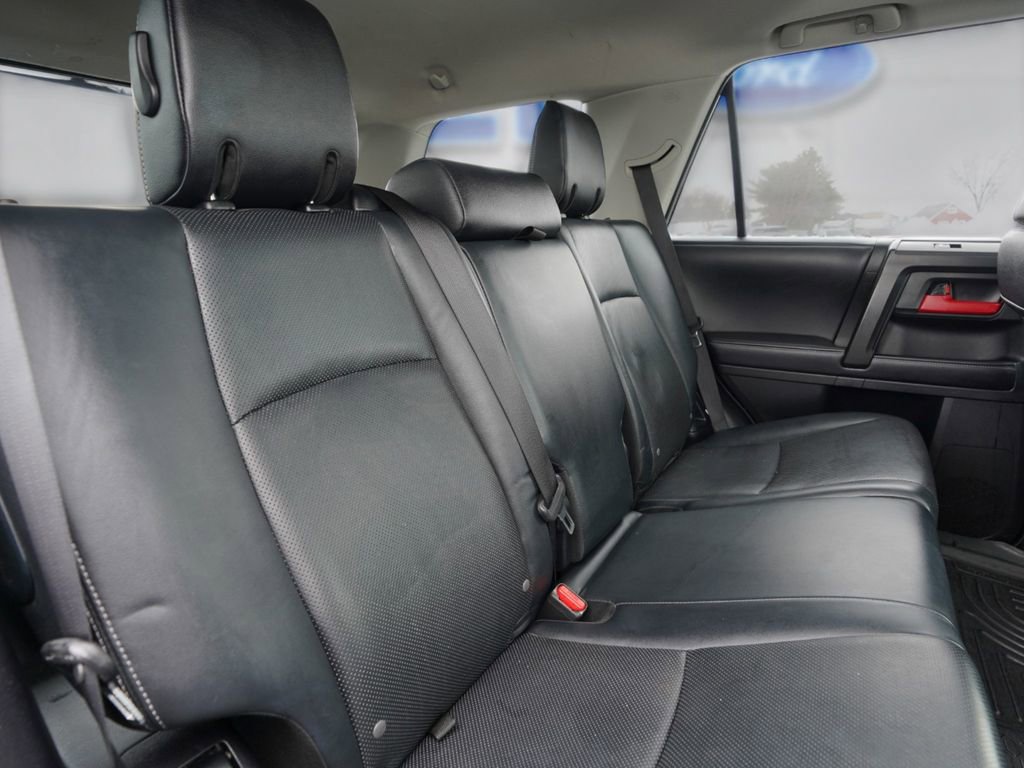Used 2016 Toyota 4Runner Limited image 24