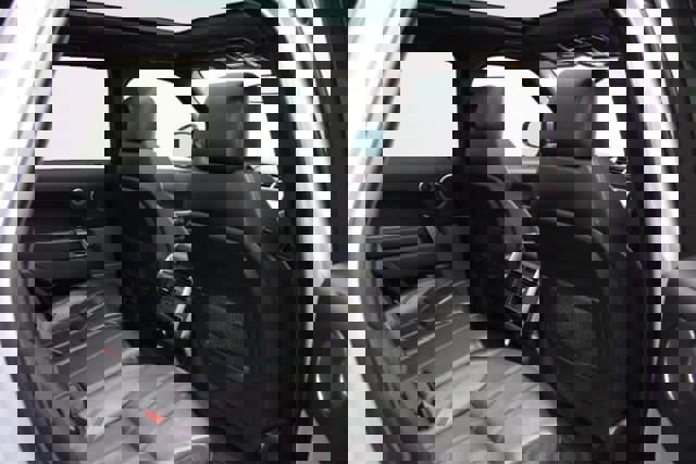 Used 2016 Land Rover Range Rover Sport SE image 23