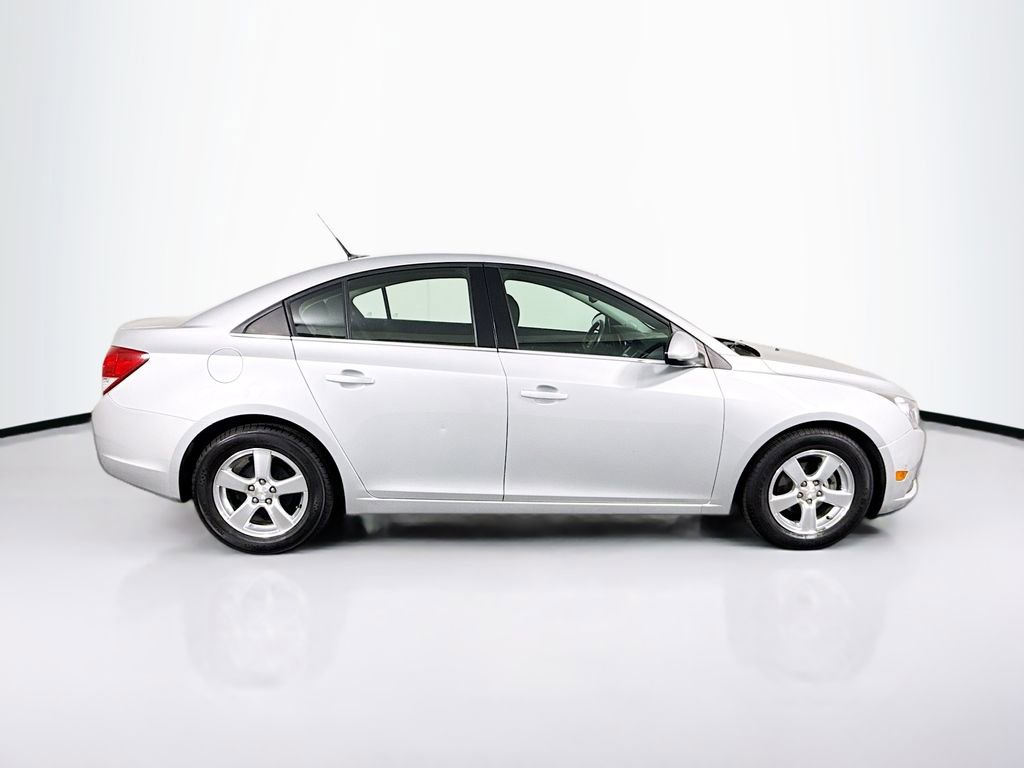 Used 2012 Chevrolet Cruze LT image 4