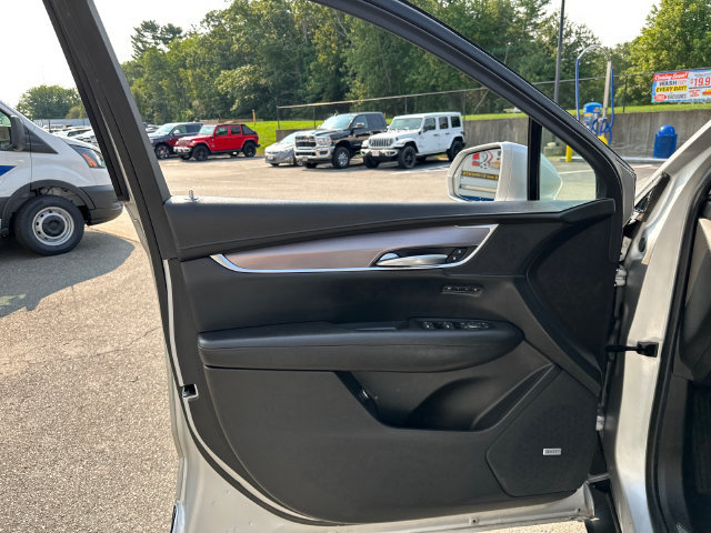 Used 2018 Cadillac XT5 Premium Luxury AWD/4WD image 25