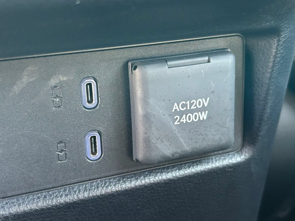 Certified 2025 Toyota 4Runner TRD Off-Road AWD/4WD image 18