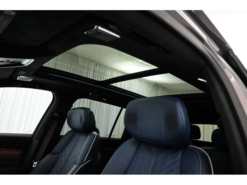 New 2026 Cadillac Vistiq Premium Luxury AWD/4WD image 22
