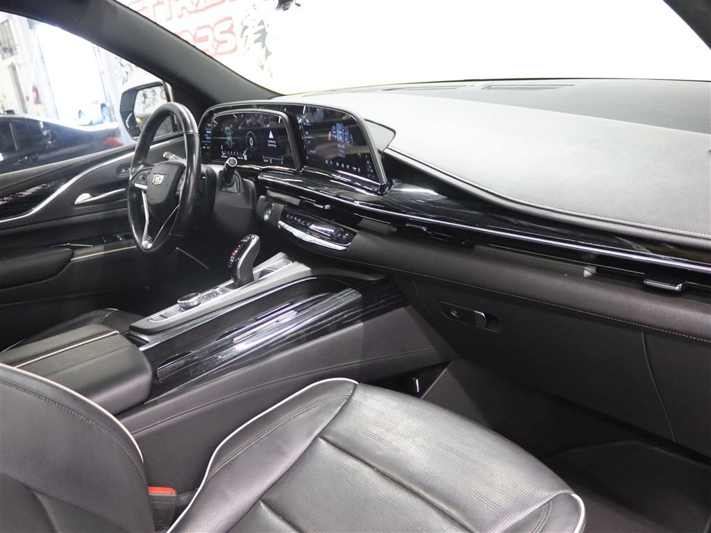 Used 2021 Cadillac Escalade Sport w/ Driver Assist Tech Package image 13