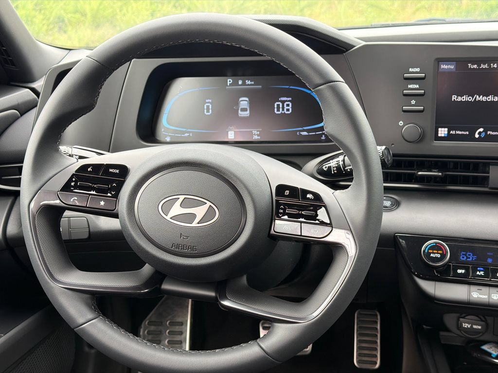 New 2026 Hyundai Elantra Sport FWD image 24
