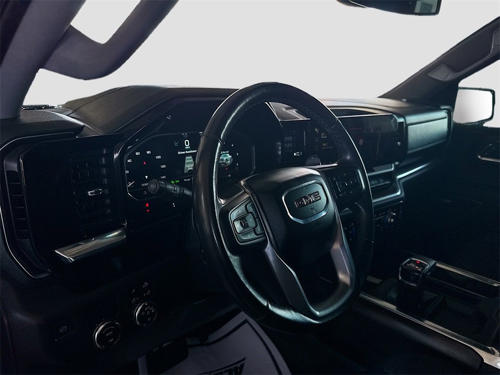 Used 2023 GMC Sierra 1500 SLT image 9