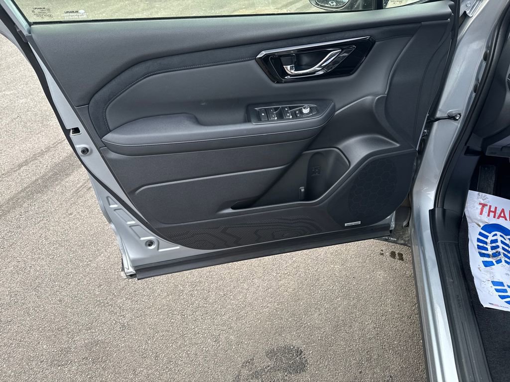 Used 2025 Subaru Forester Limited image 12