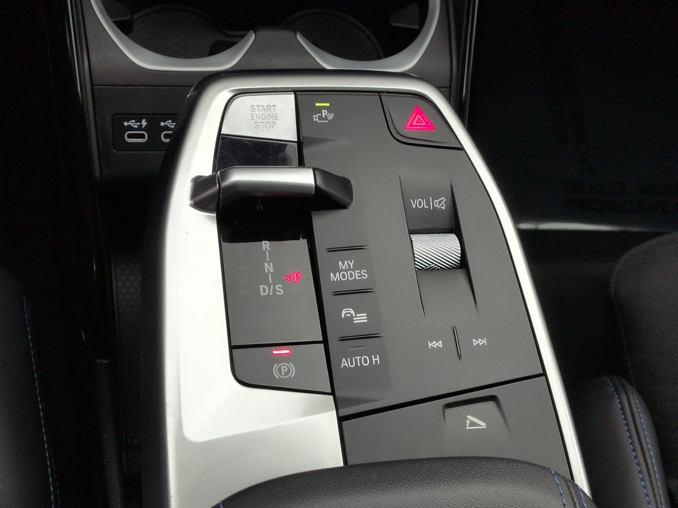 Used 2024 BMW X1 M35i w/ Premium Package image 25