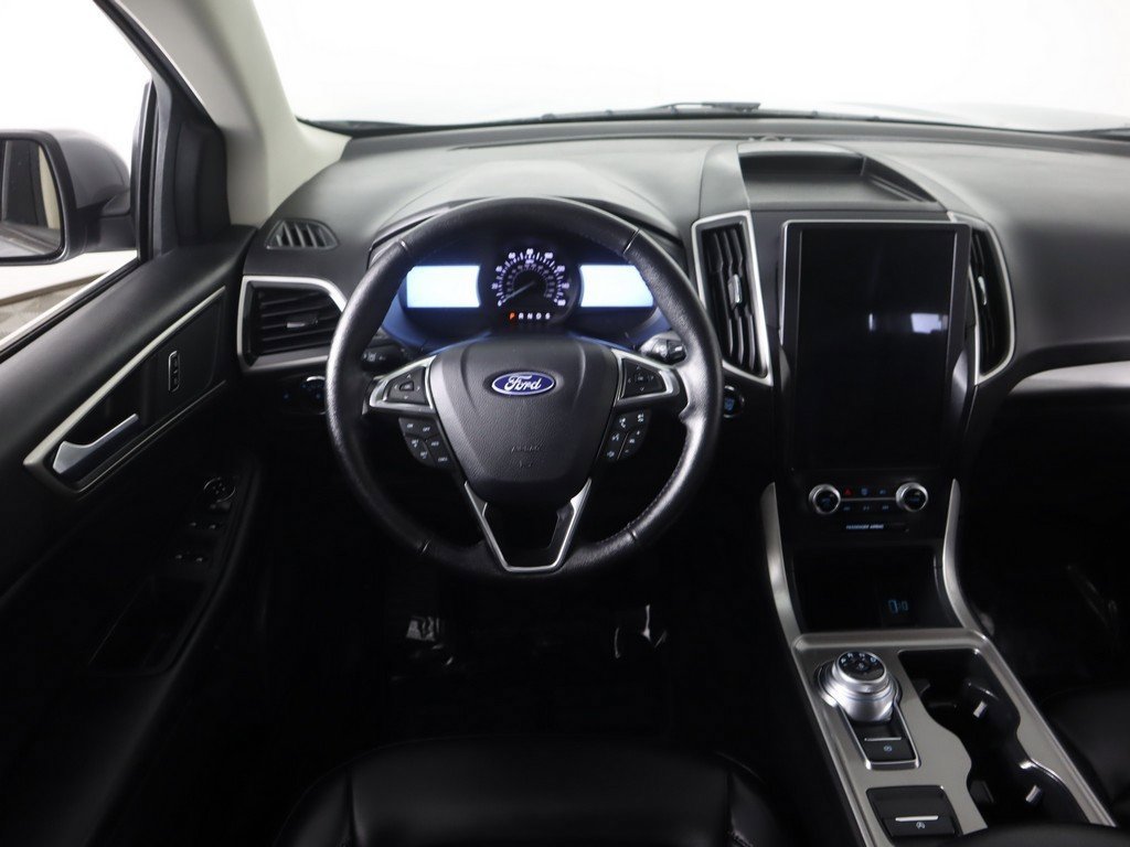 Used 2024 Ford Edge SEL image 32