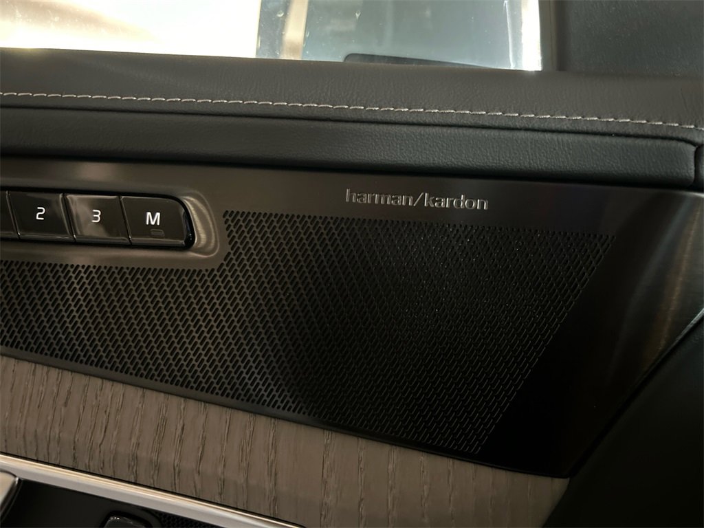 New 2026 Volvo XC90 B6 Ultra image 20