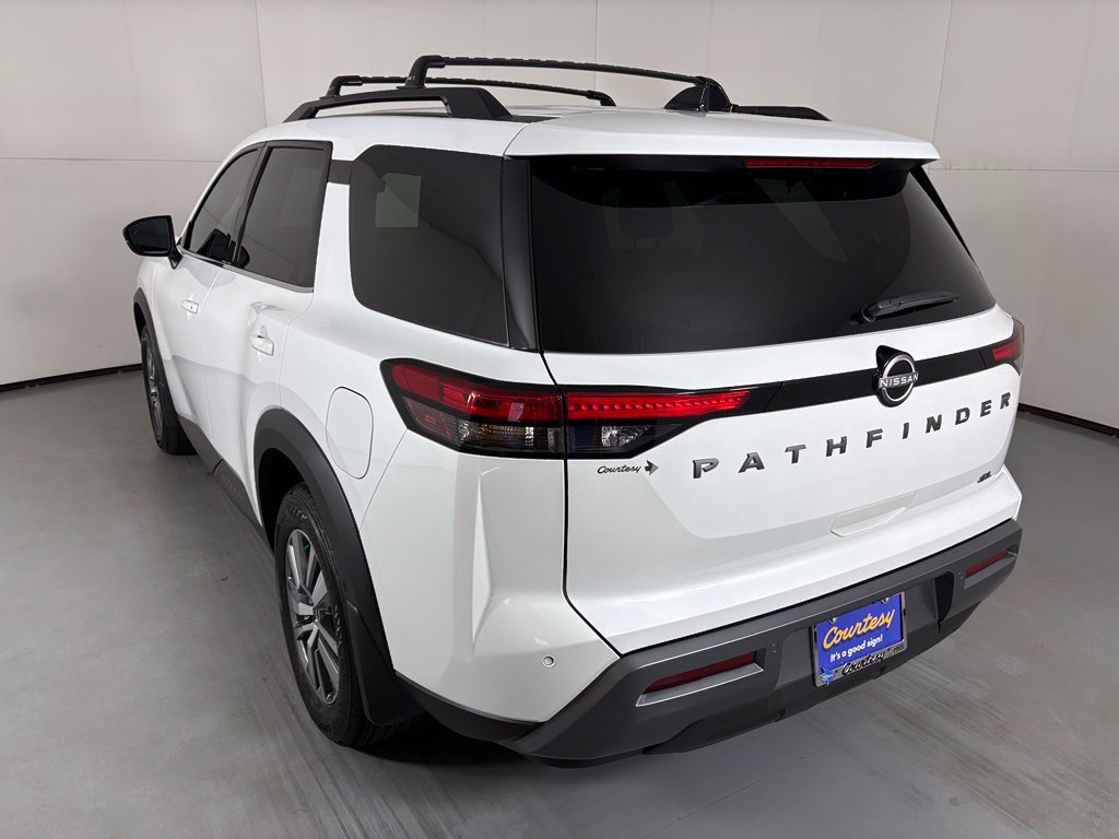 New 2026 Nissan Pathfinder SL FWD image 5