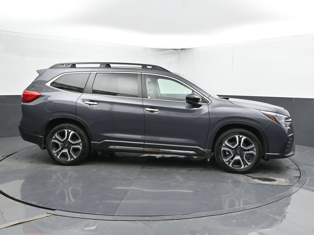 Used 2024 Subaru Ascent Touring AWD/4WD image 4