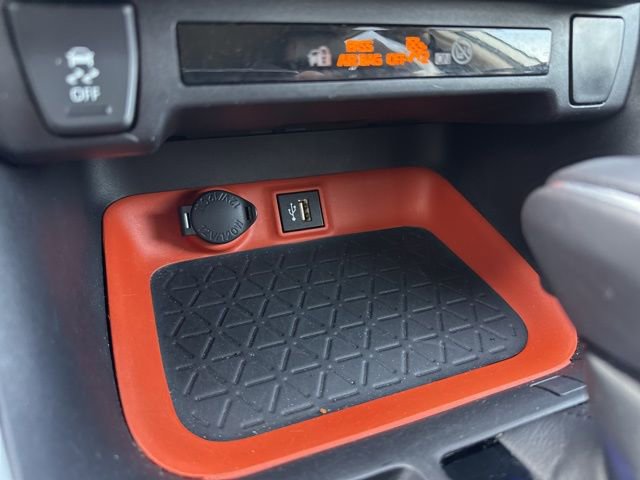 Used 2024 Toyota RAV4 Adventure image 17