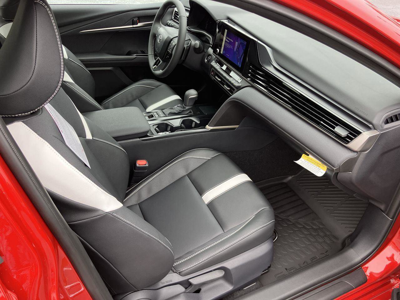 New 2026 Toyota Camry SE image 12