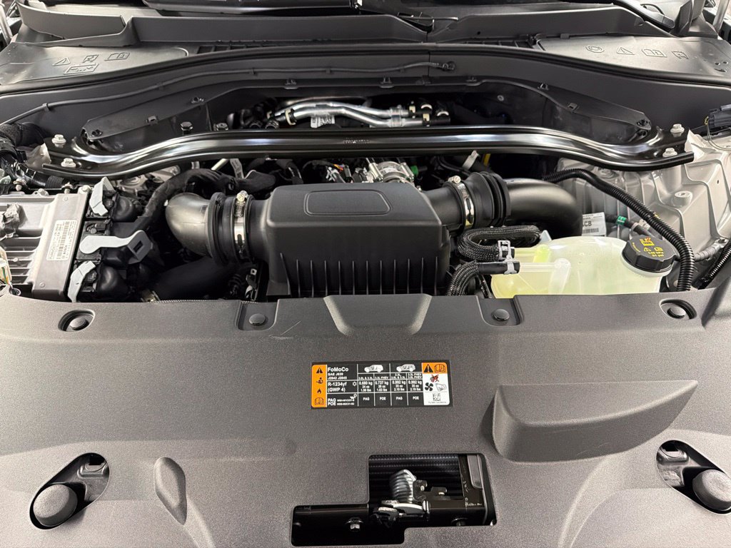 Certified 2026 Lincoln Aviator AWD image 40