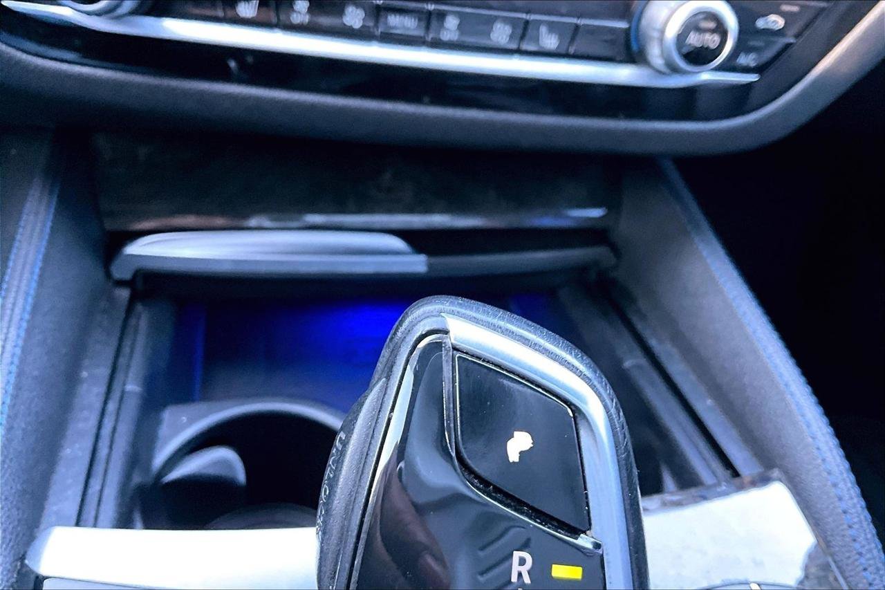 Used 2018 BMW 540i xDrive 540i xDrive w/ M Sport Package image 15