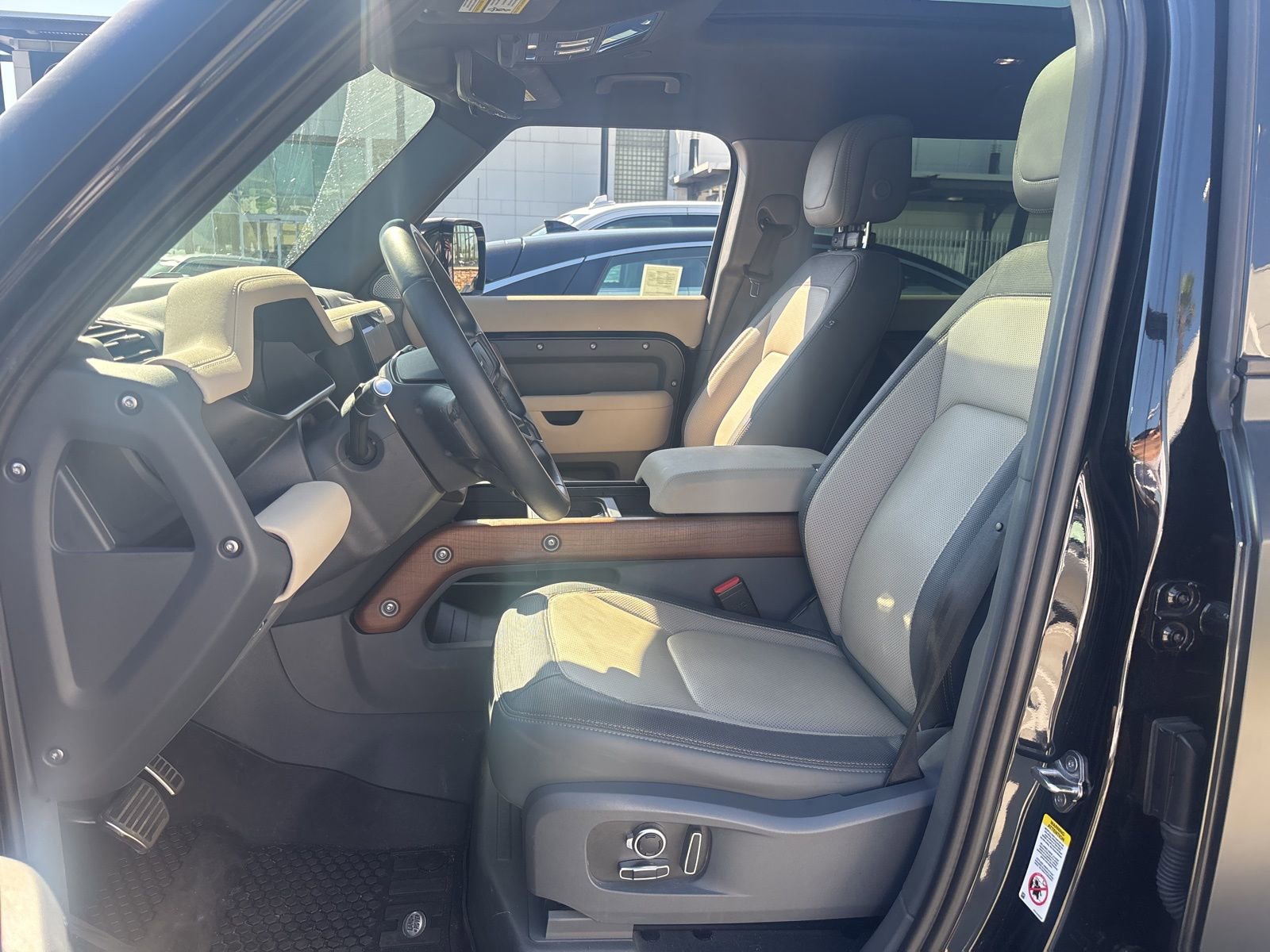 Certified 2023 Land Rover Defender 130 X image 13