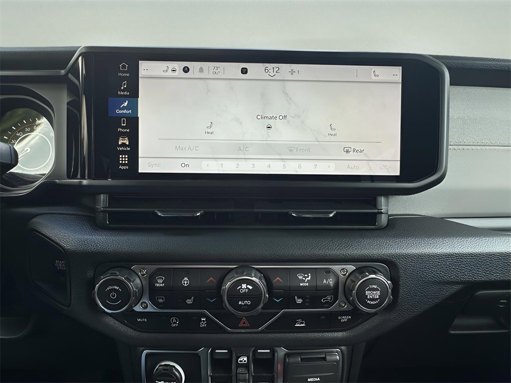 New 2025 Jeep Gladiator Willys image 19