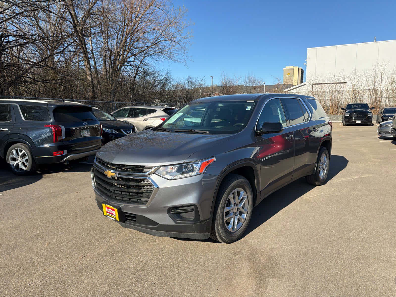 Used 2020 Chevrolet Traverse LS AWD/4WD image 4