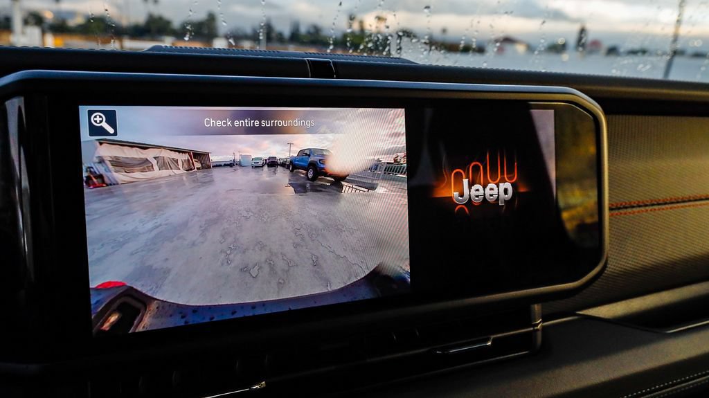 New 2026 Jeep Gladiator Rubicon AWD/4WD image 29