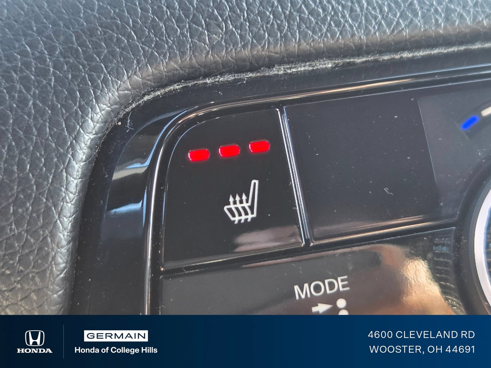 Used 2025 Honda Pilot Sport image 33