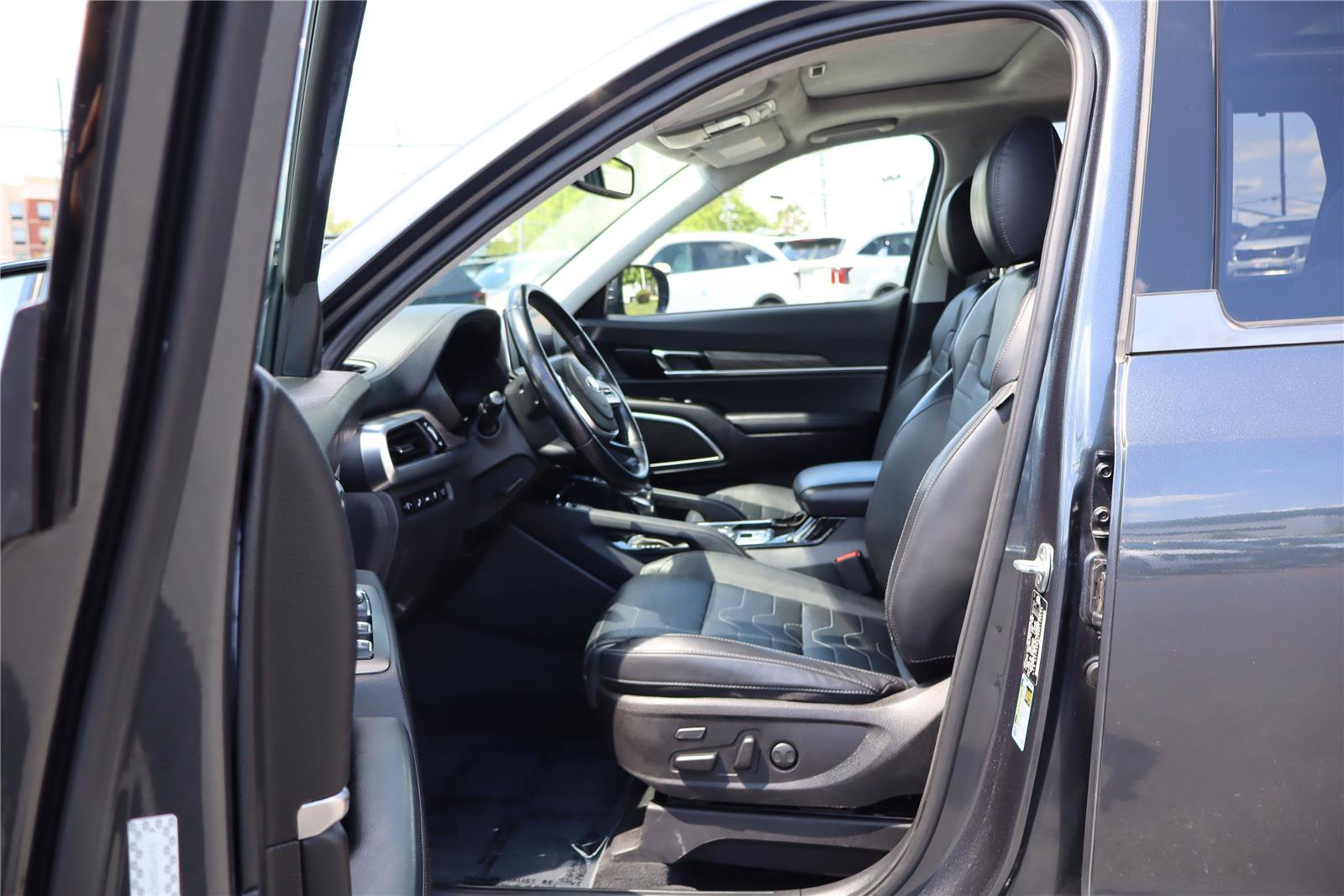 Used 2021 Kia Telluride SX w/ SX Prestige Package AWD/4WD image 10