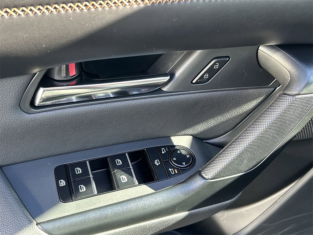 Certified 2025 MAZDA CX-50 2.5 Hybrid w/ Weather Package image 16