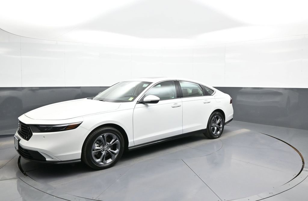 Certified 2024 Honda Accord EX-L image 10