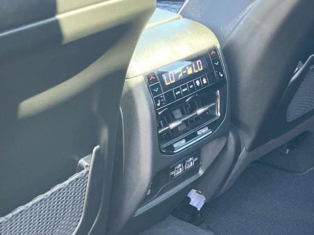 Used 2022 Jeep Grand Cherokee Summit w/ Advanced Protech Group IV image 18