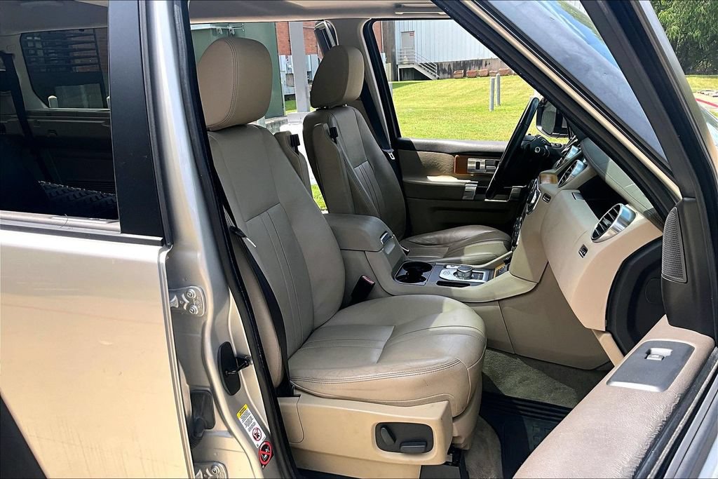 Used 2015 Land Rover LR4 HSE AWD/4WD image 10