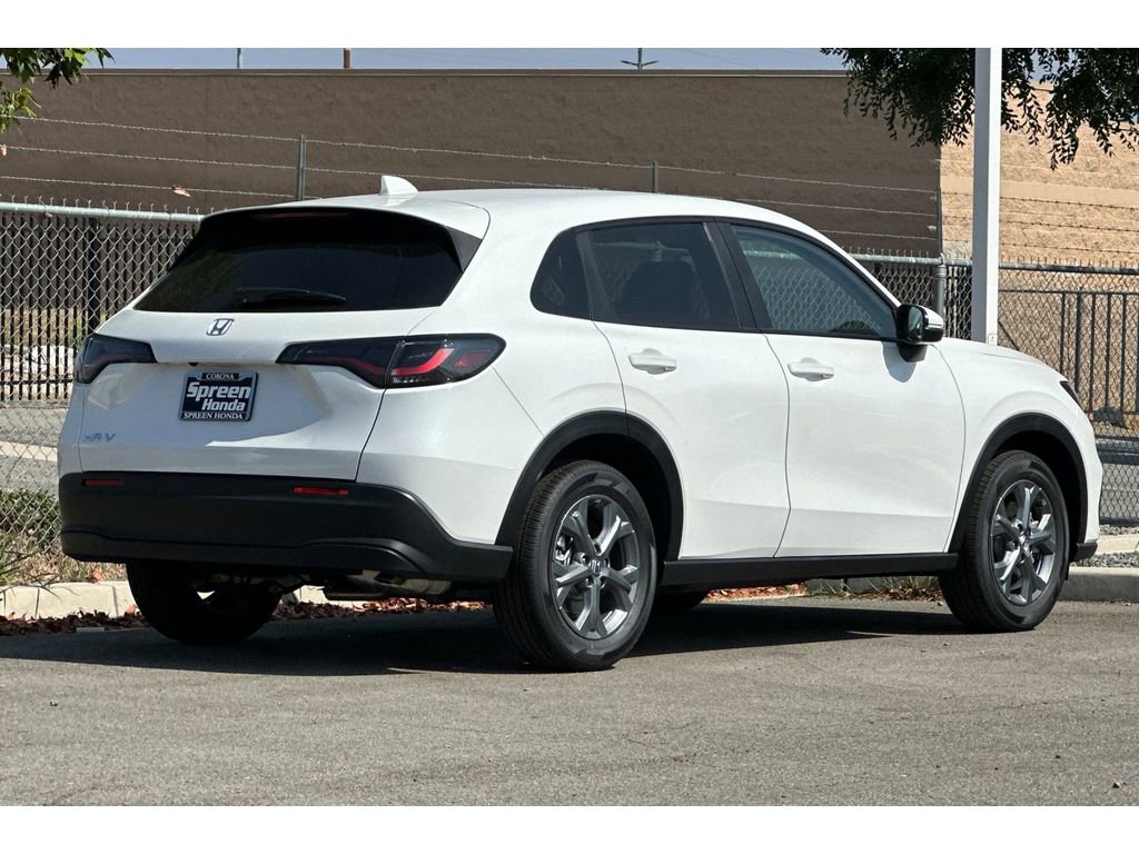 Certified 2026 Honda HR-V LX image 6