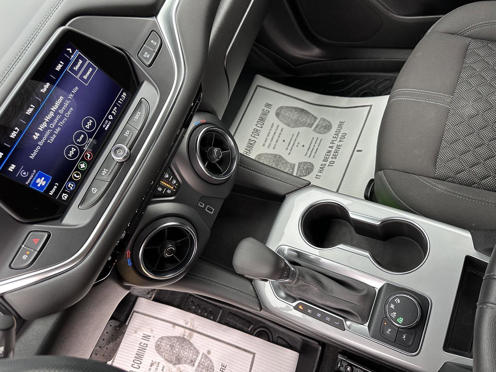 Used 2022 Chevrolet Blazer LT image 17