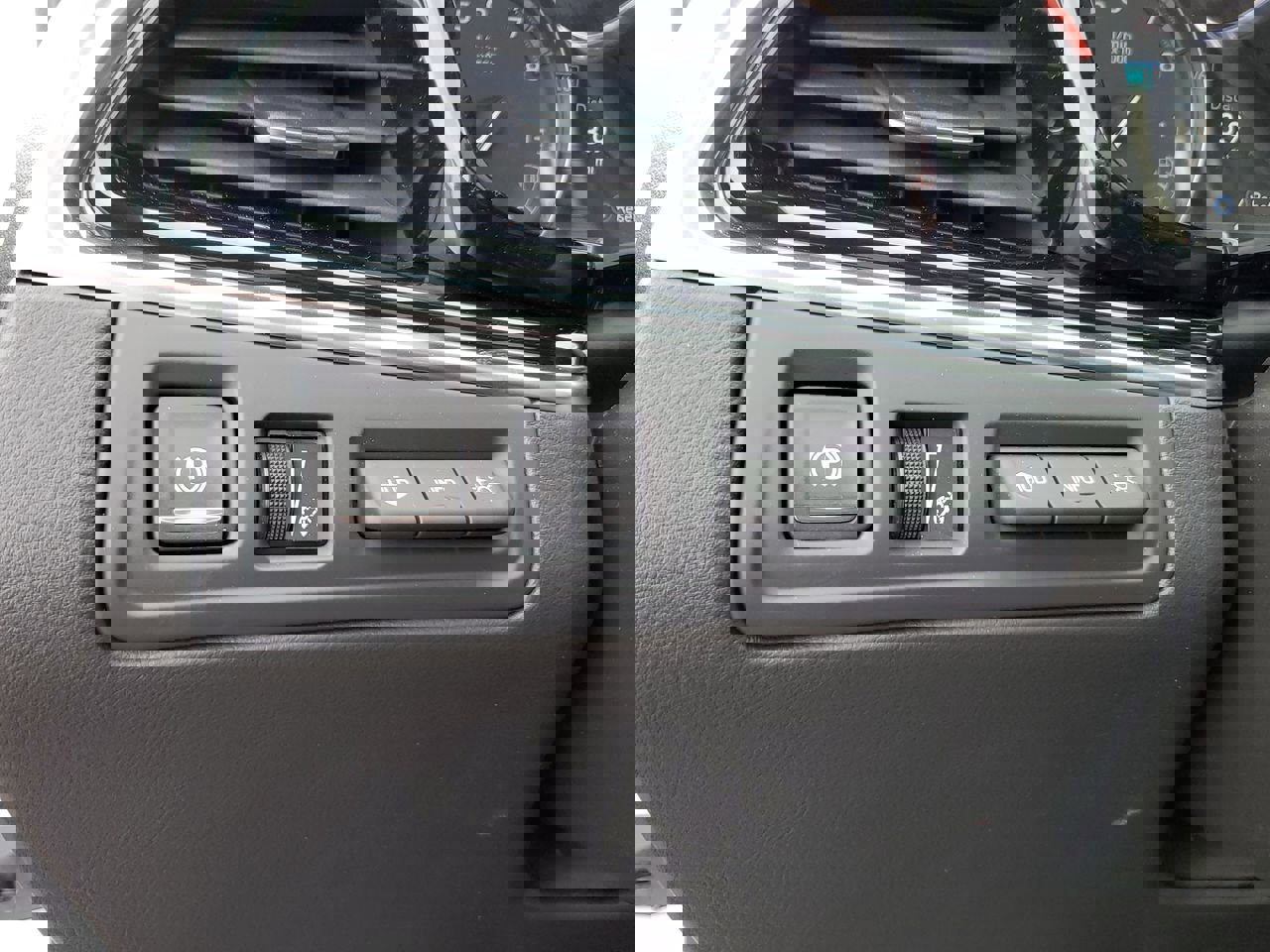 New 2025 Cadillac XT6 Sport w/ Technology Package image 54