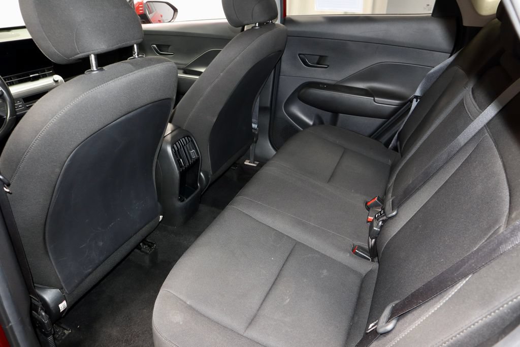 Used 2024 Hyundai Kona SEL FWD image 19